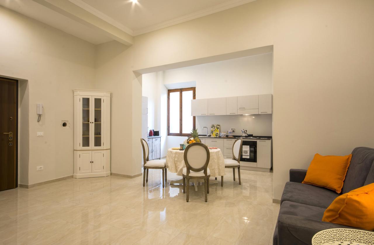 Iris Apartments By Mmega Florenz Exterior foto
